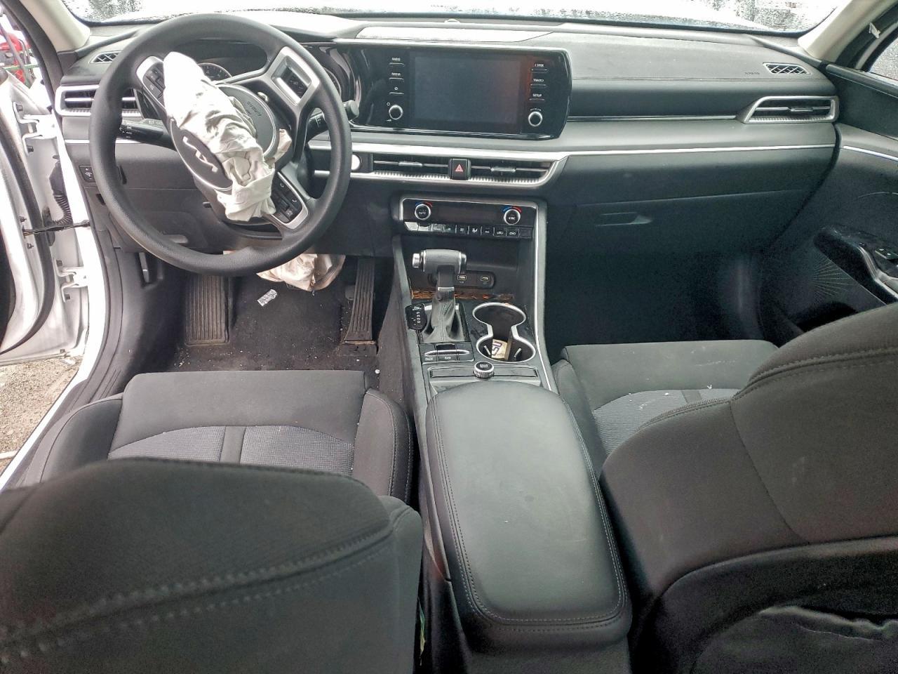 2023 KIA K5