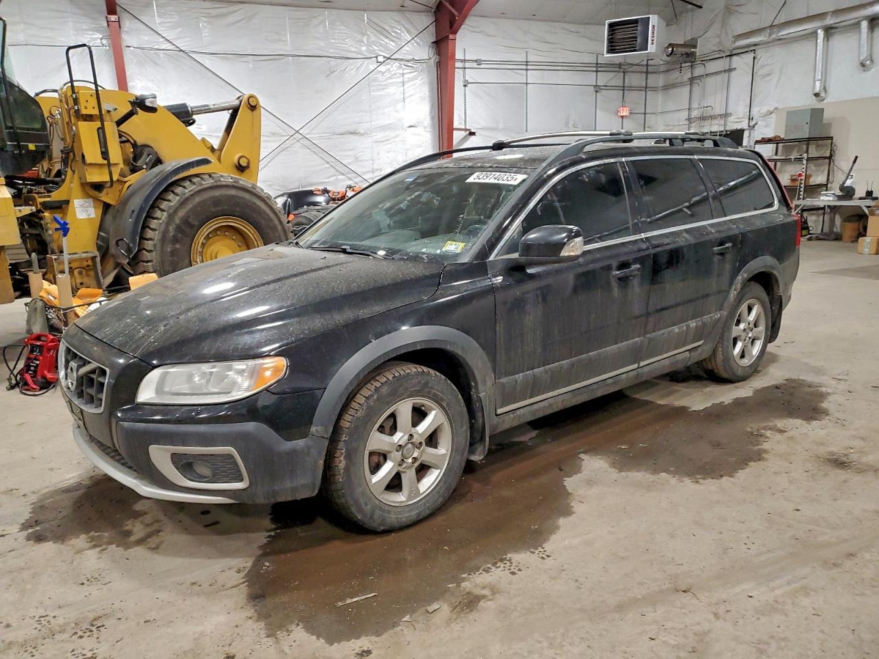 2013 VOLVO XC70