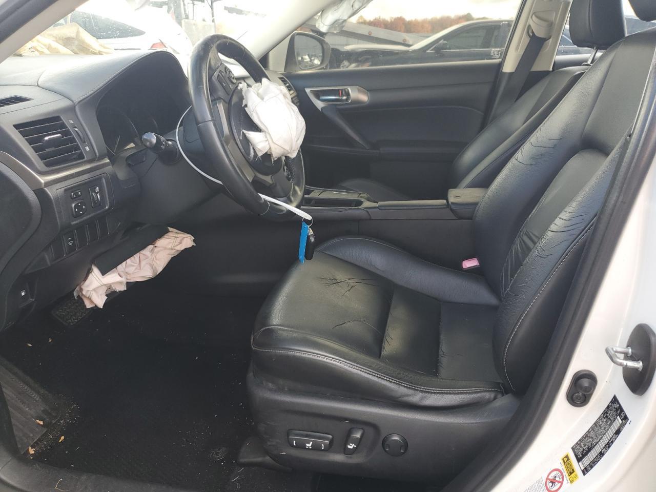 2014 LEXUS CT 200