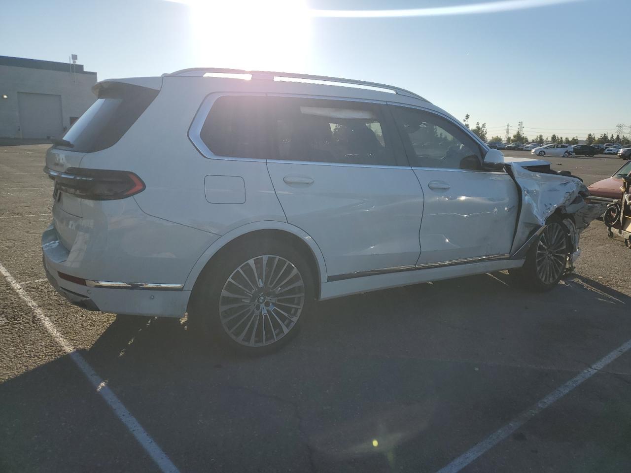 2025 BMW X7