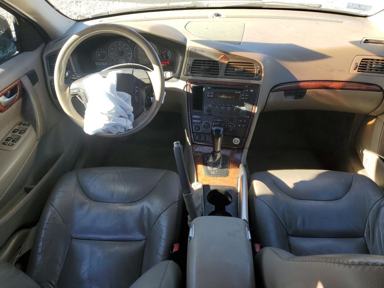 2005 VOLVO XC70