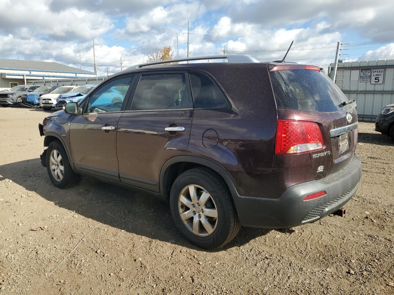 2011 KIA SORENTO