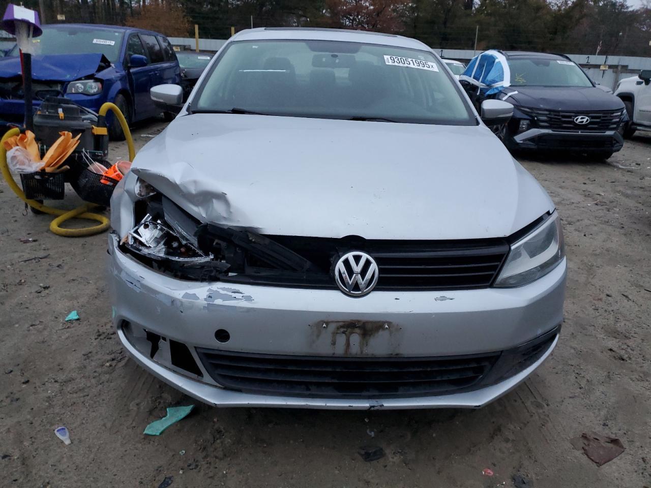 2012 VOLKSWAGEN JETTA