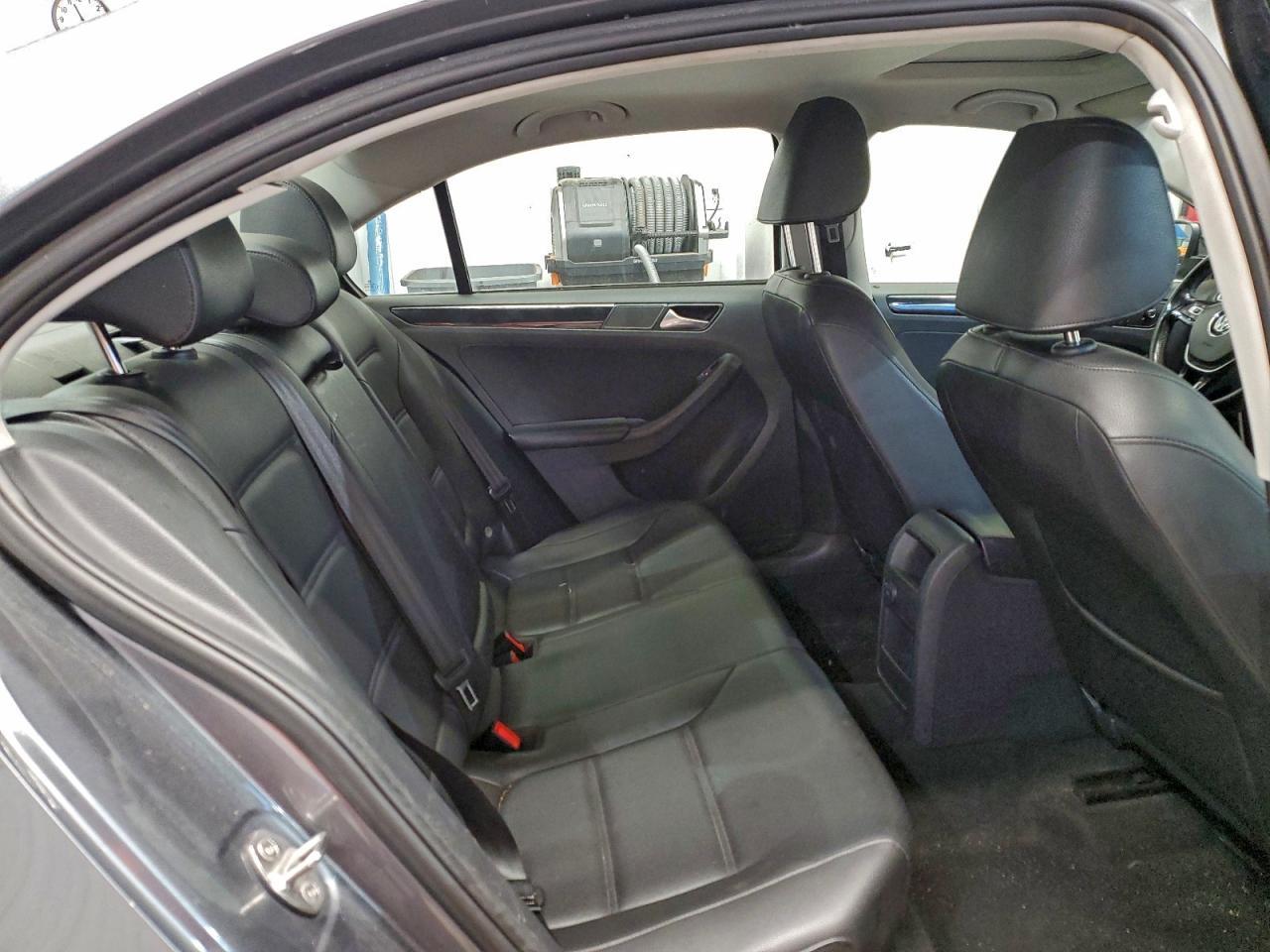 2017 VOLKSWAGEN JETTA