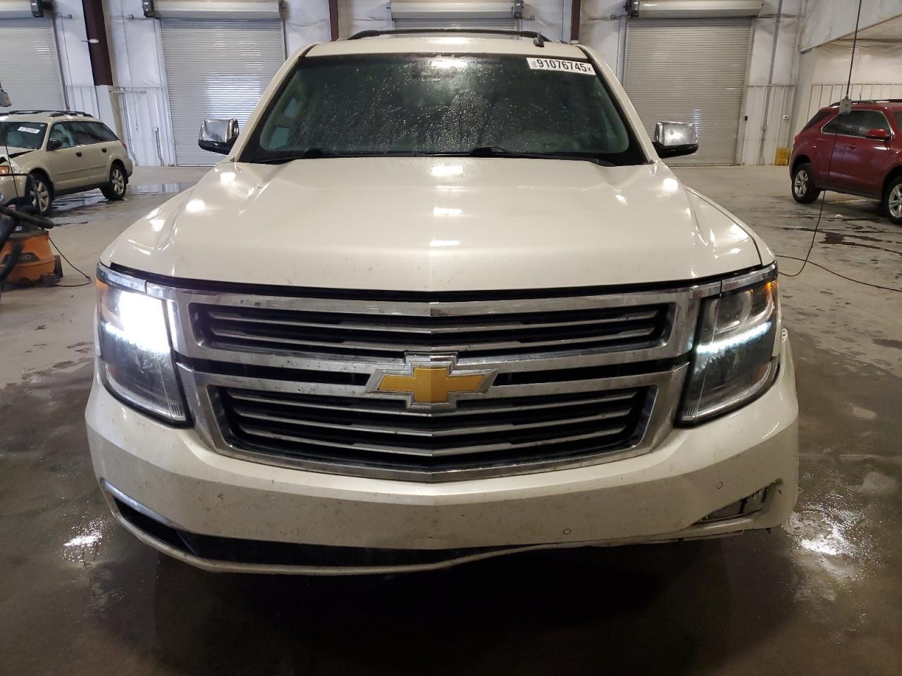 2015 CHEVROLET Suburban
