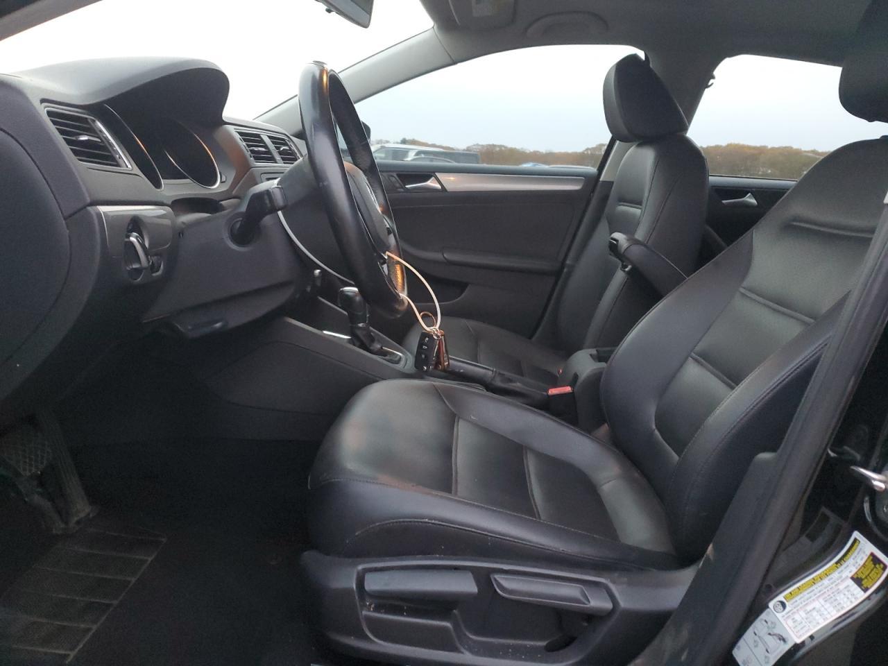 2018 VOLKSWAGEN JETTA