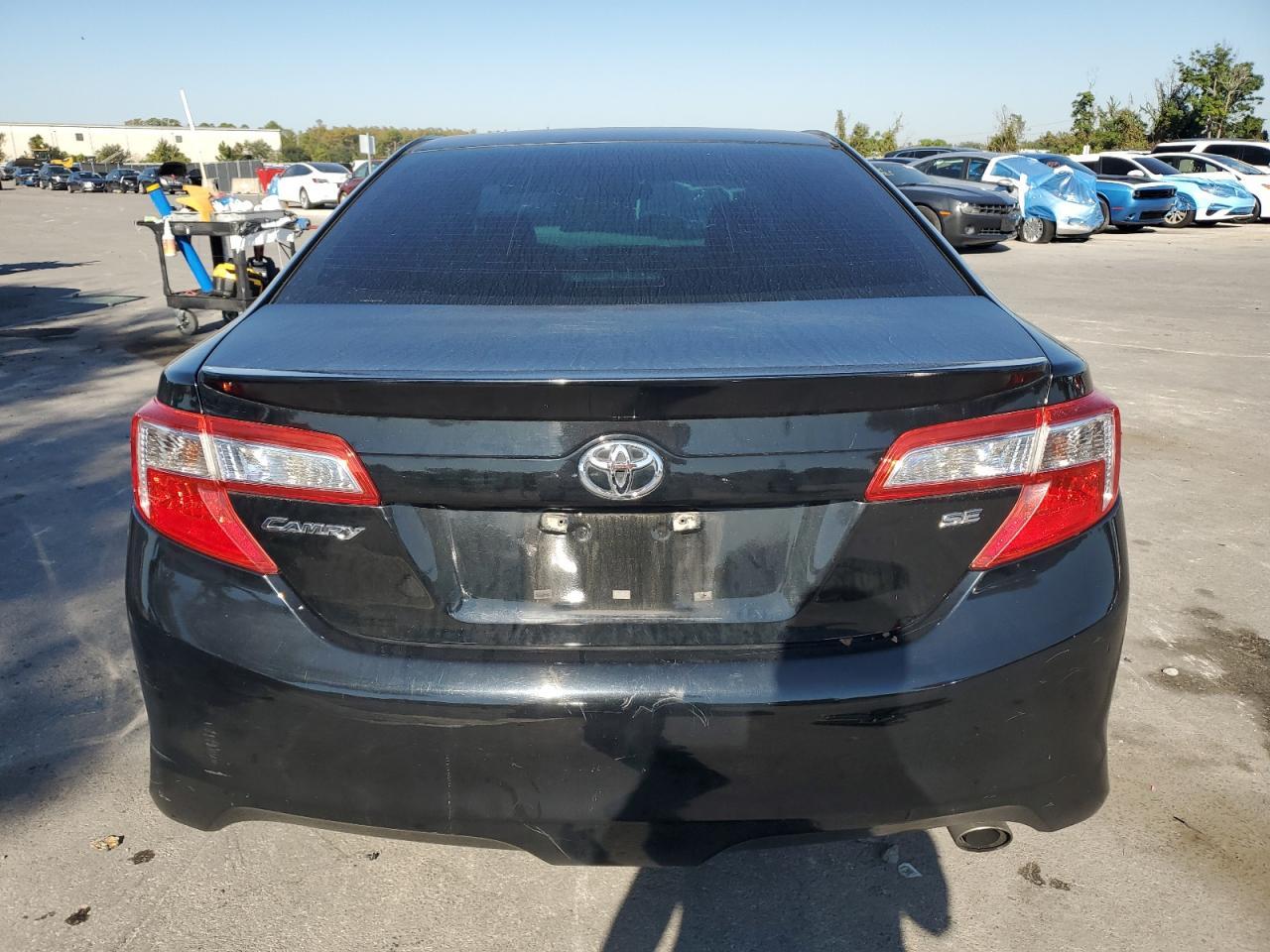 2014 TOYOTA CAMRY