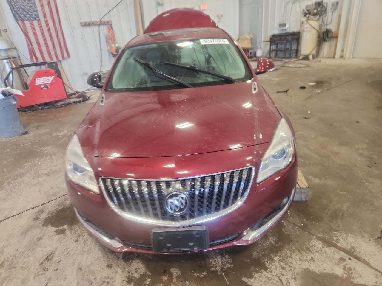 2017 BUICK Regal