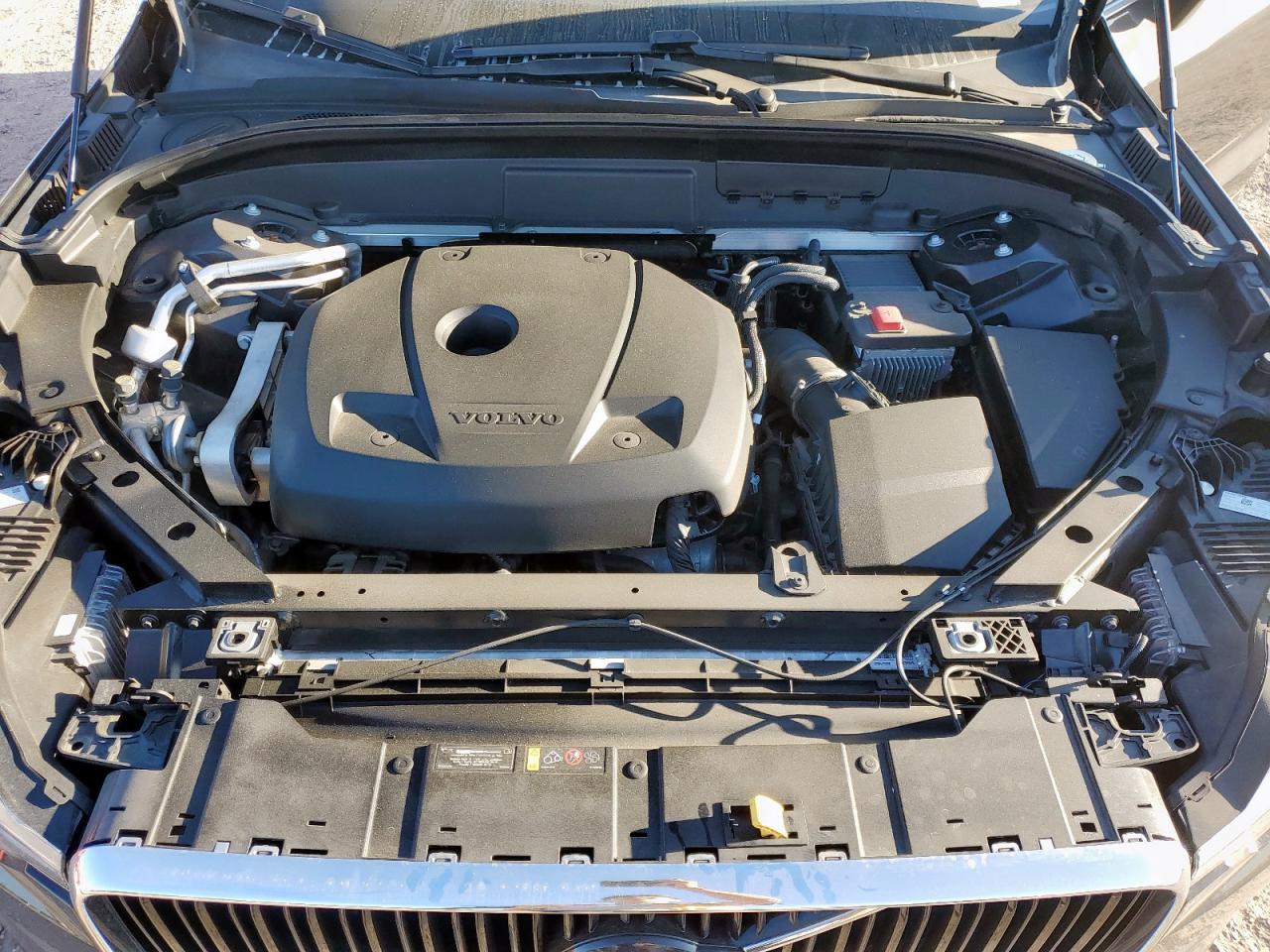 2021 VOLVO XC60