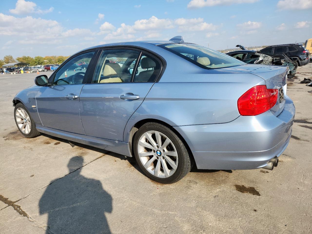 2011 BMW 3 SERIES