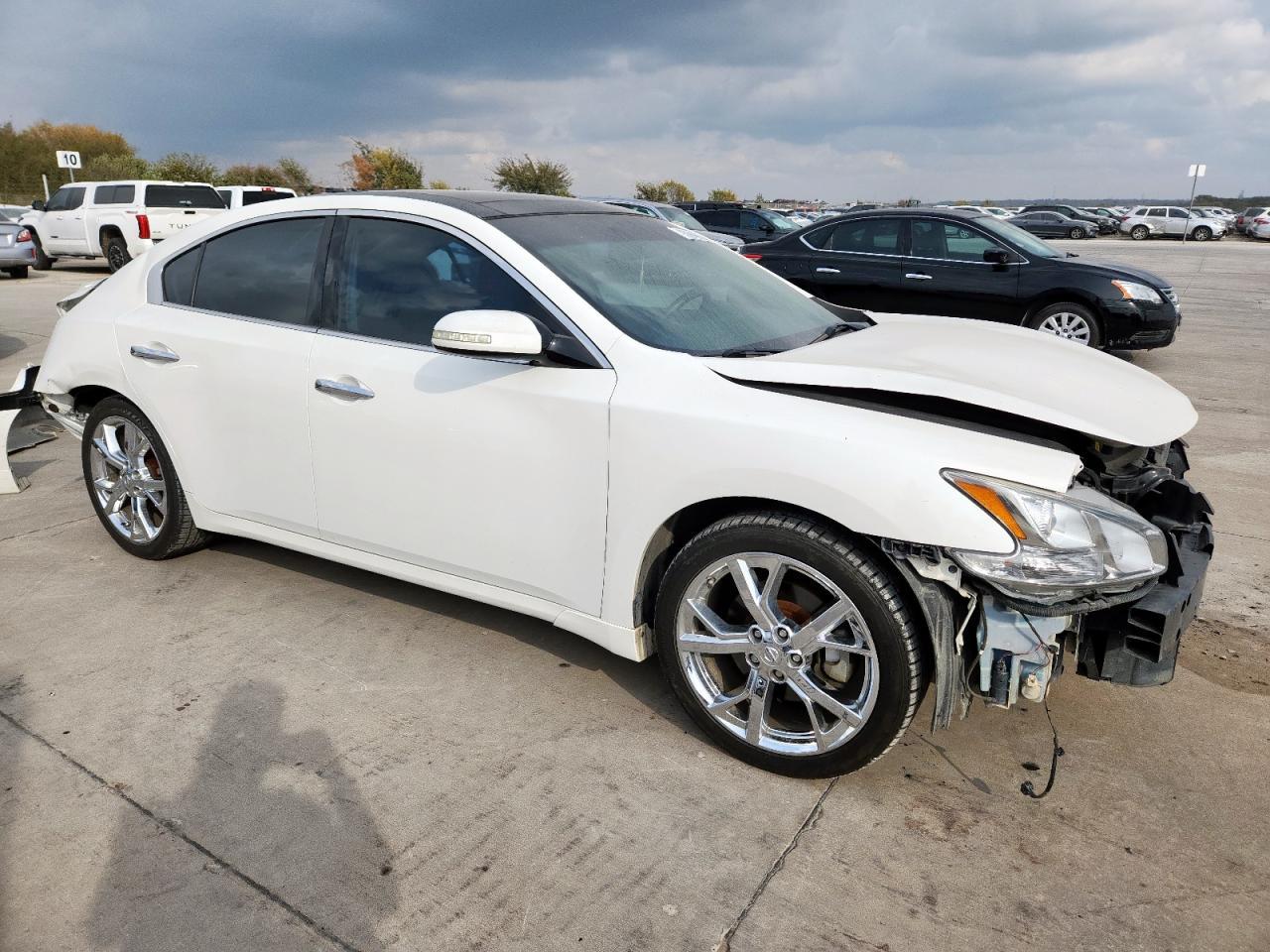 2012 NISSAN Maxima