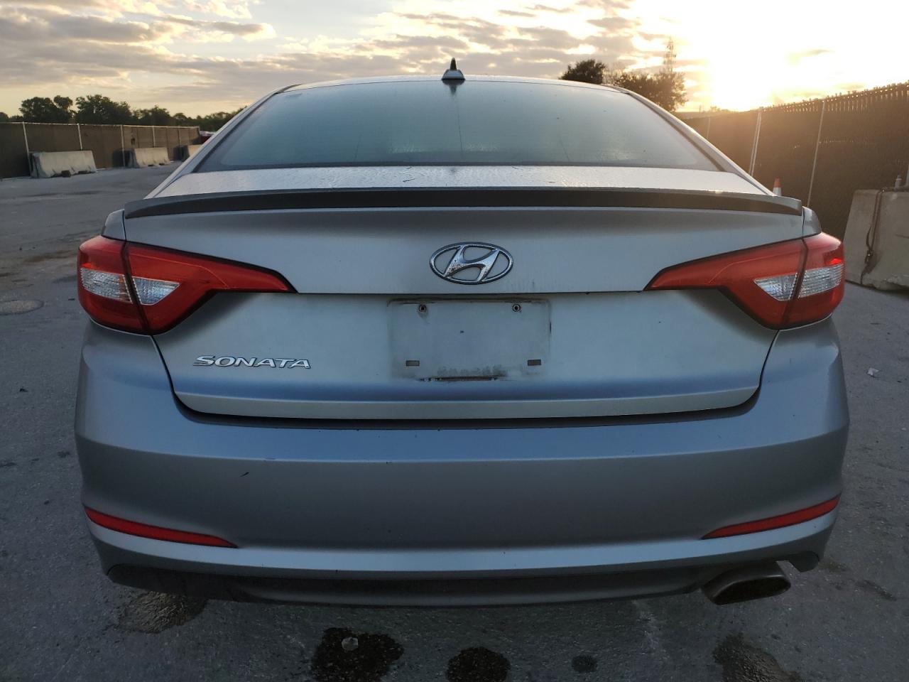 2015 HYUNDAI SONATA
