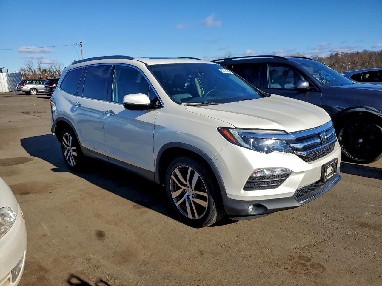 2017 HONDA PILOT