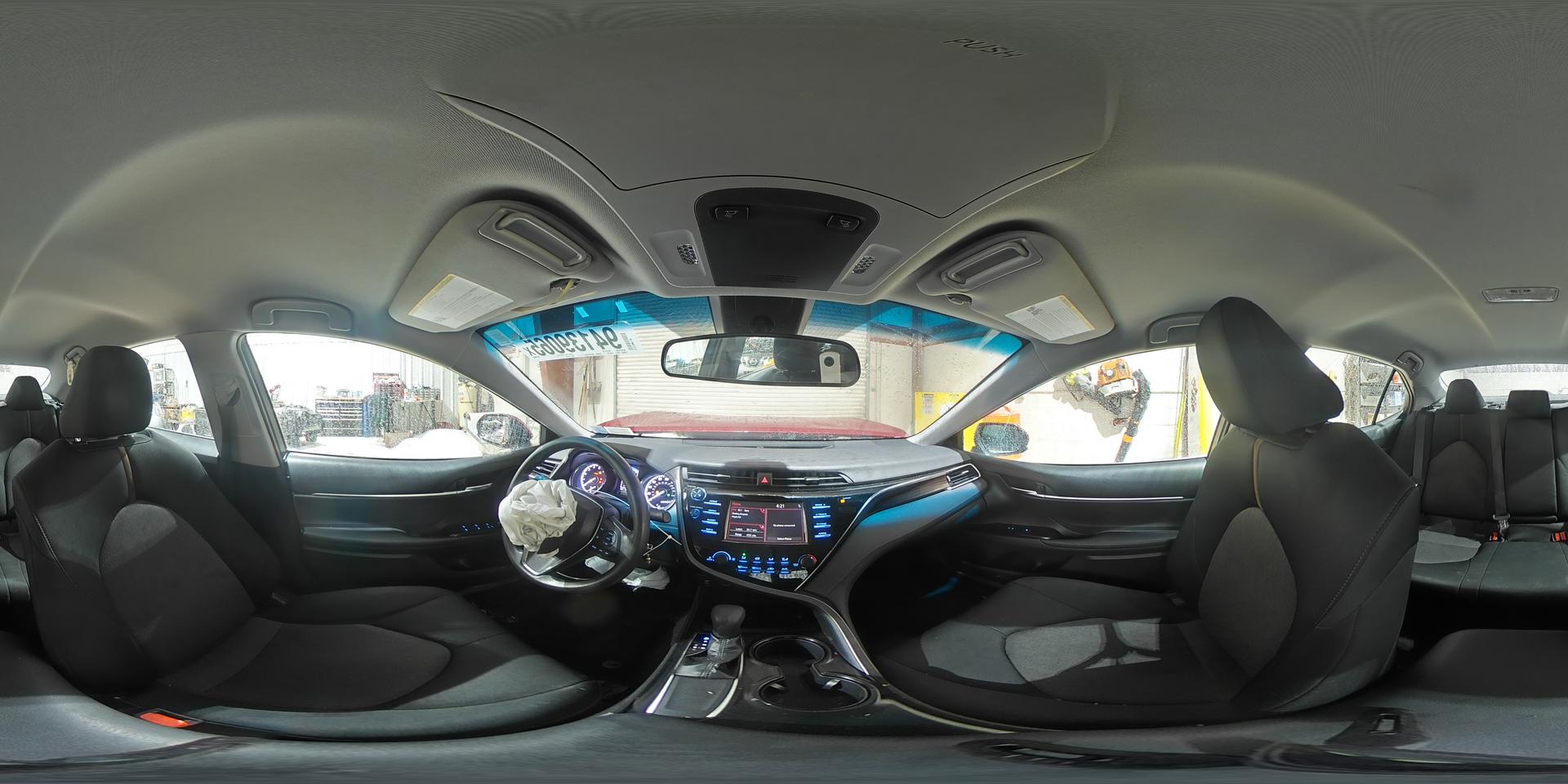 2018 TOYOTA CAMRY