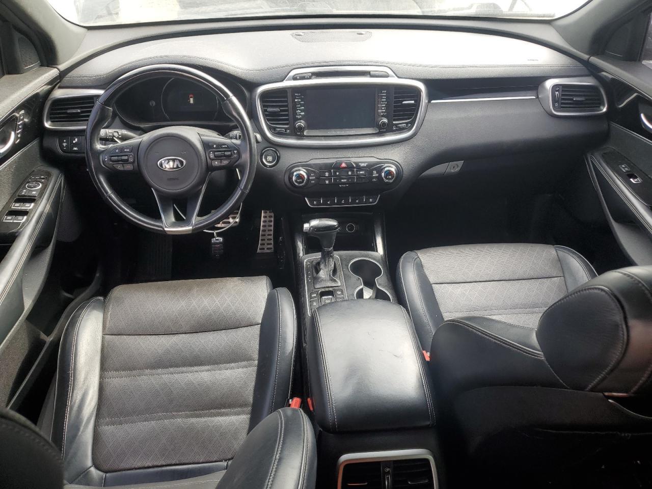 2017 KIA SORENTO