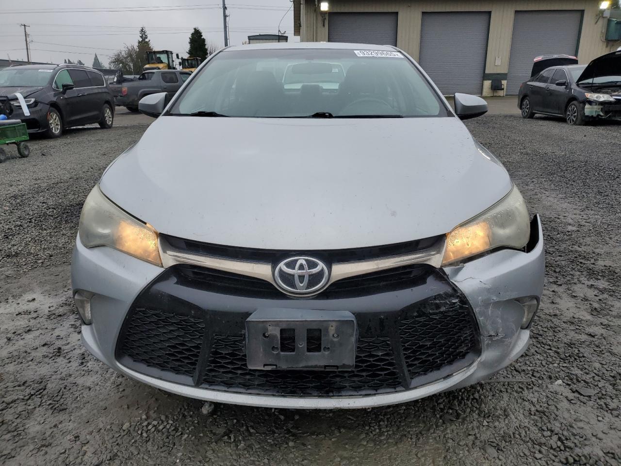 2016 TOYOTA CAMRY