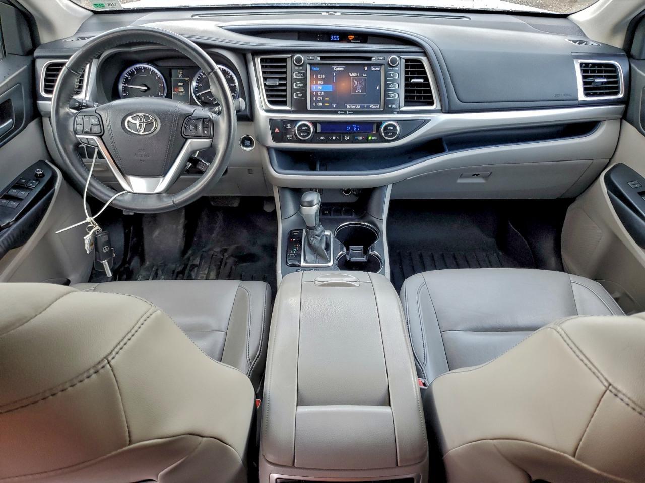 2015 TOYOTA HIGHLANDER