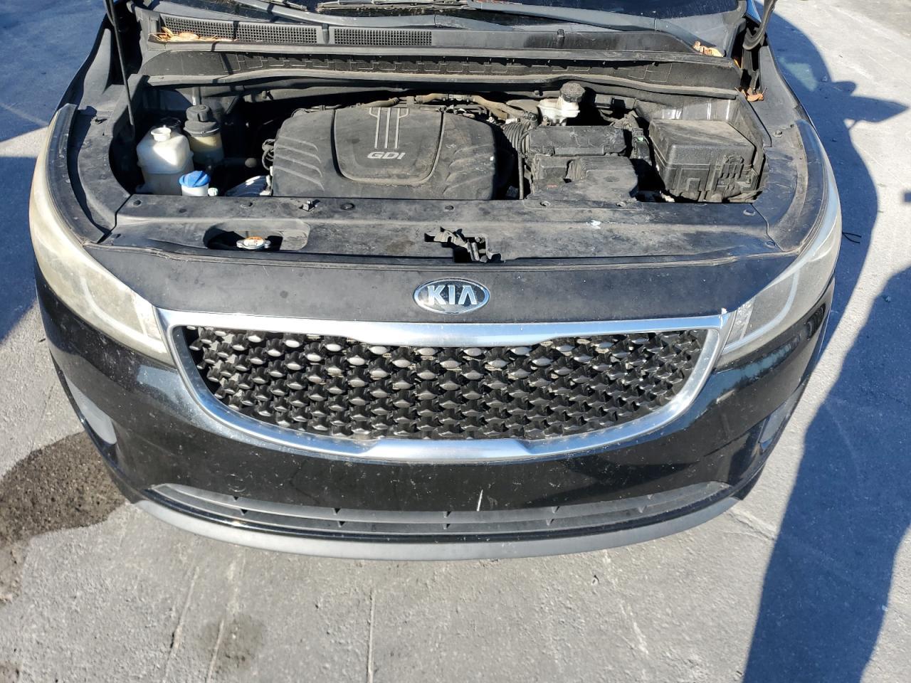 2016 KIA SEDONA