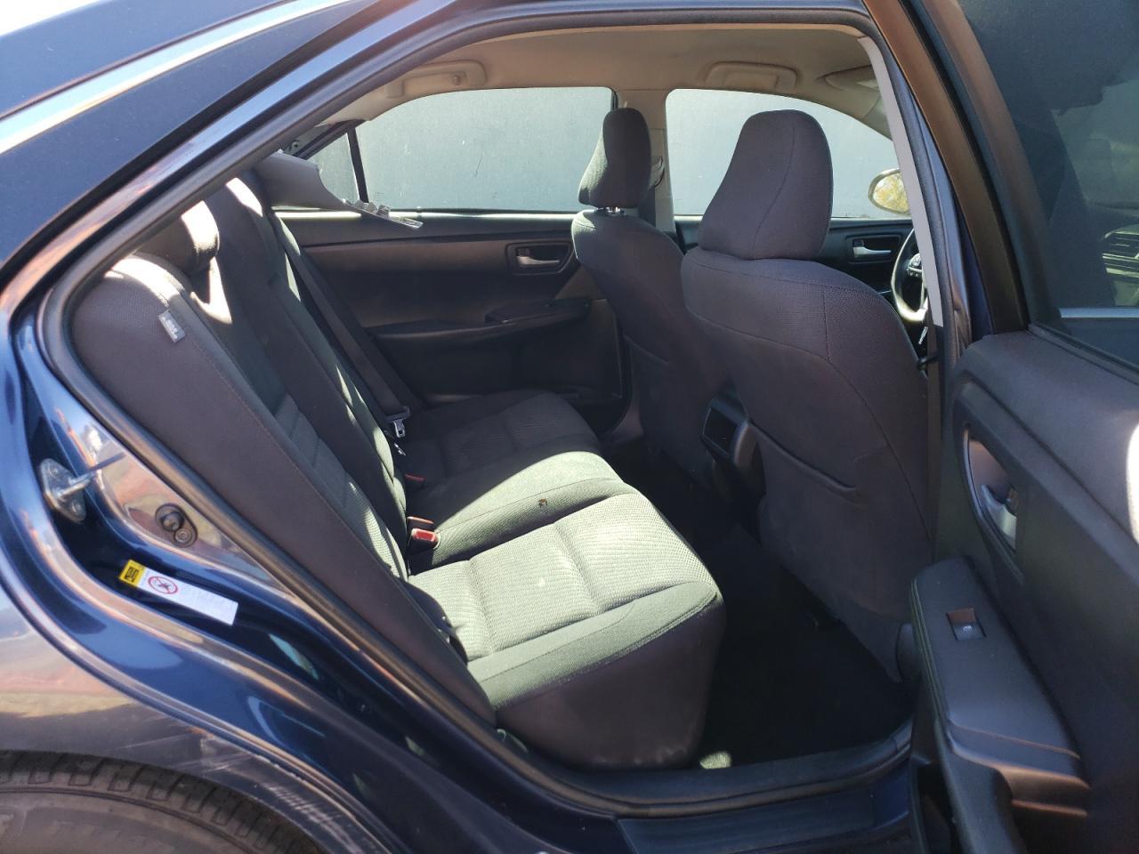 2016 TOYOTA CAMRY