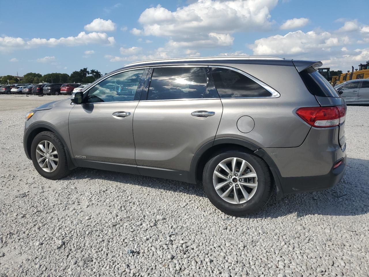 2016 KIA SORENTO