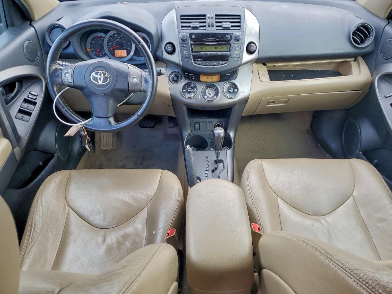 2011 TOYOTA RAV4