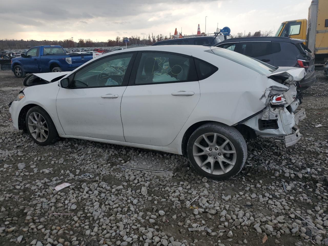 2013 DODGE Dart