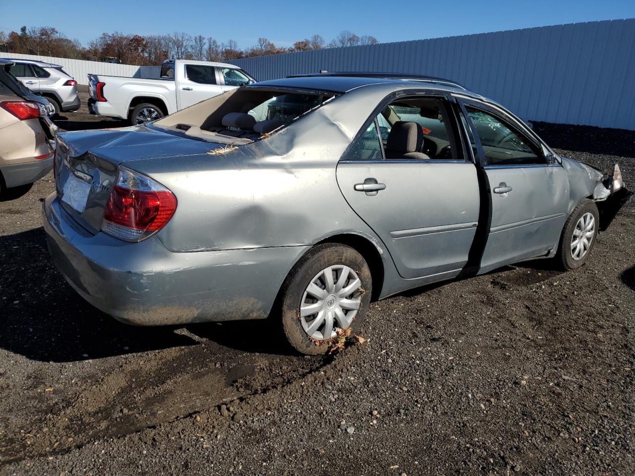 2005 TOYOTA CAMRY