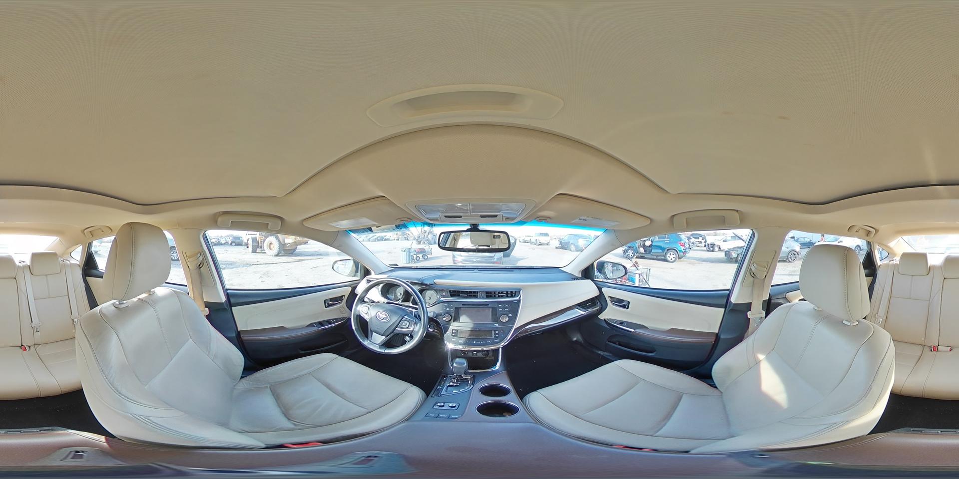 2013 TOYOTA Avalon