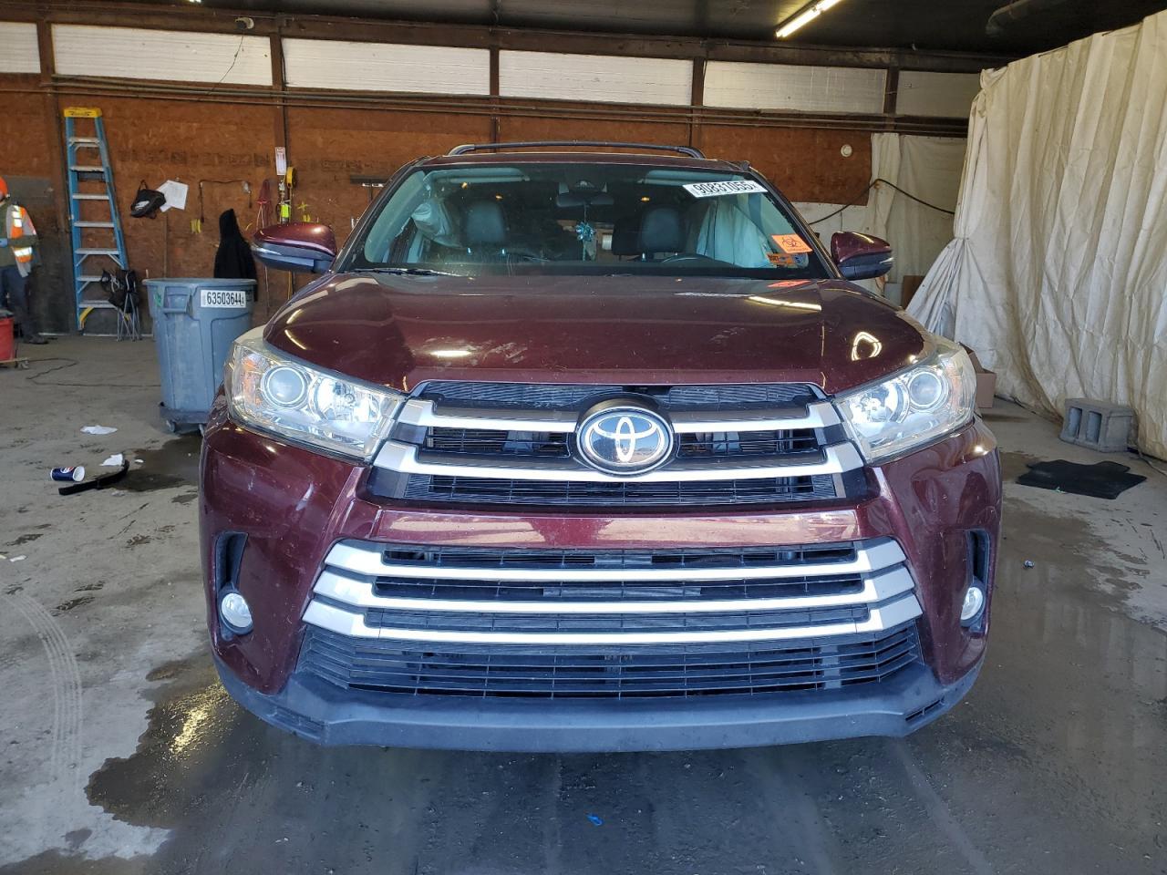 2019 TOYOTA HIGHLANDER