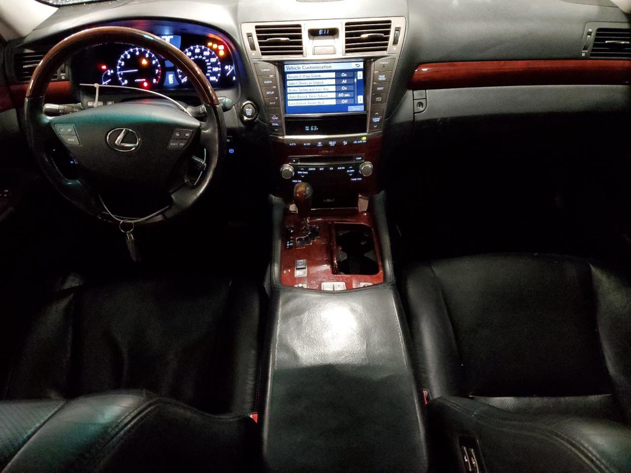 2010 LEXUS LS 460