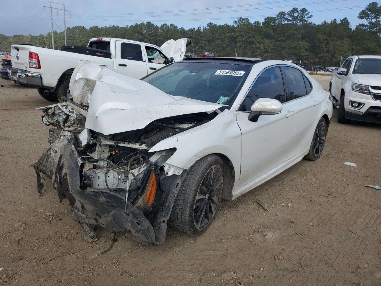 2018 TOYOTA CAMRY