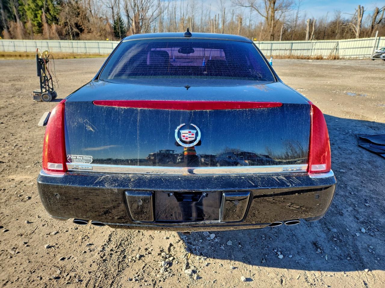 2011 CADILLAC DTS