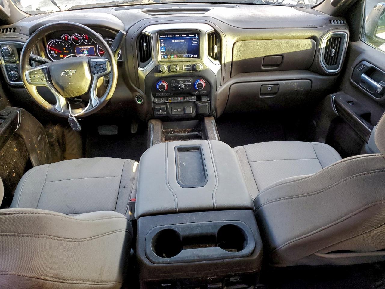 2021 CHEVROLET Silverado