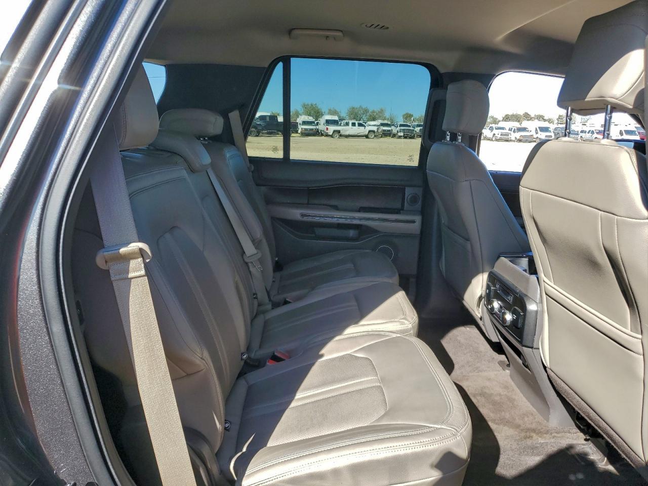2018 FORD Expedition
