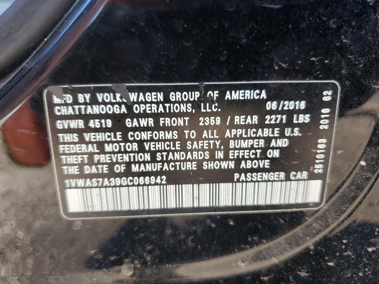 2016 VOLKSWAGEN Passat