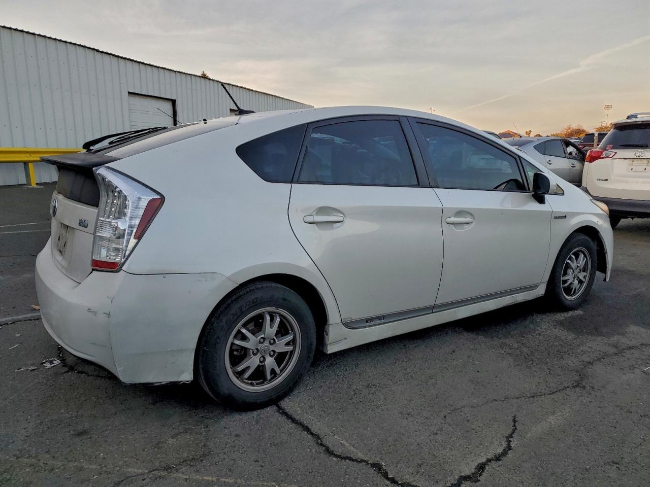 2011 TOYOTA PRIUS