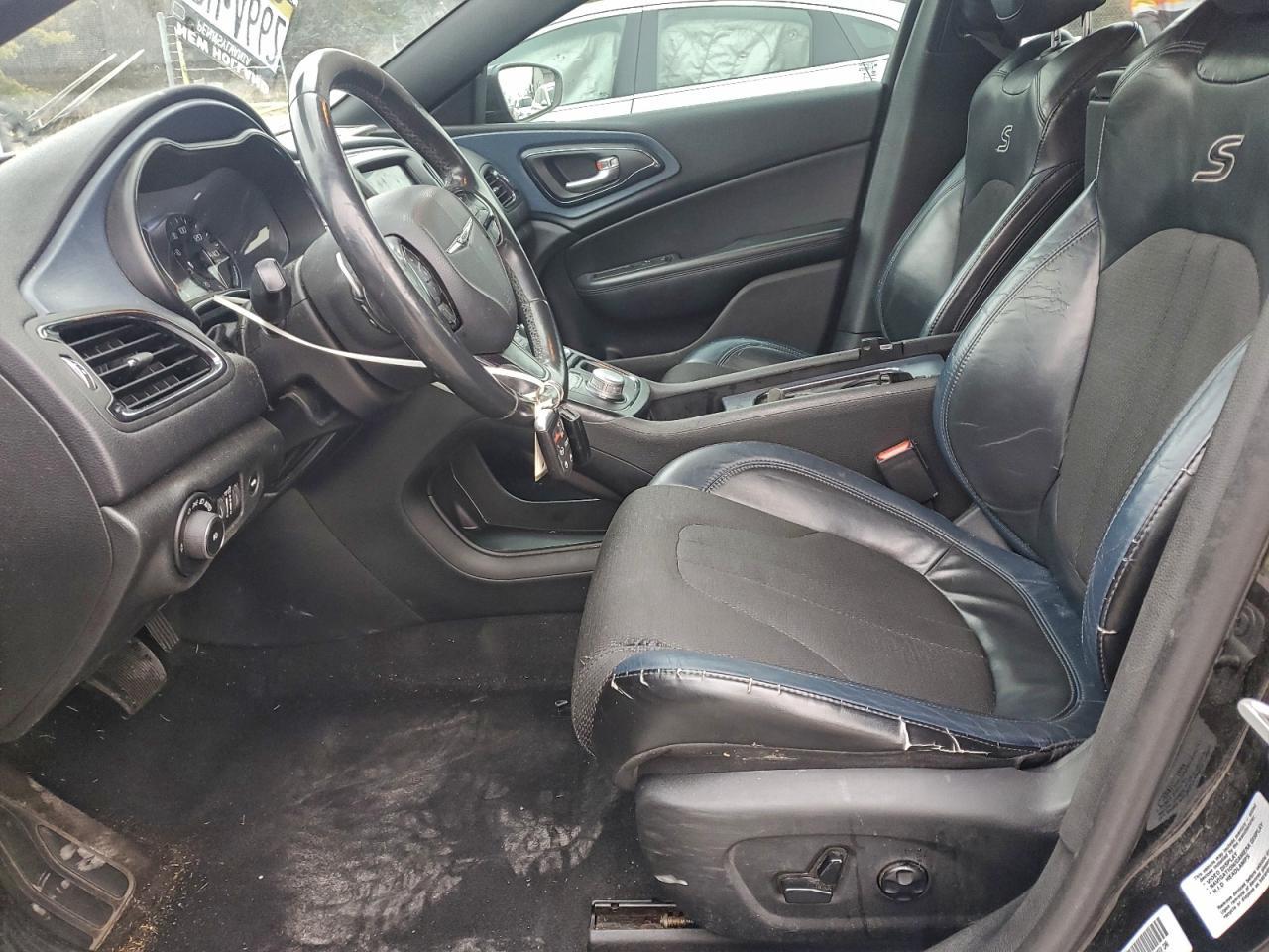 2015 CHRYSLER 200