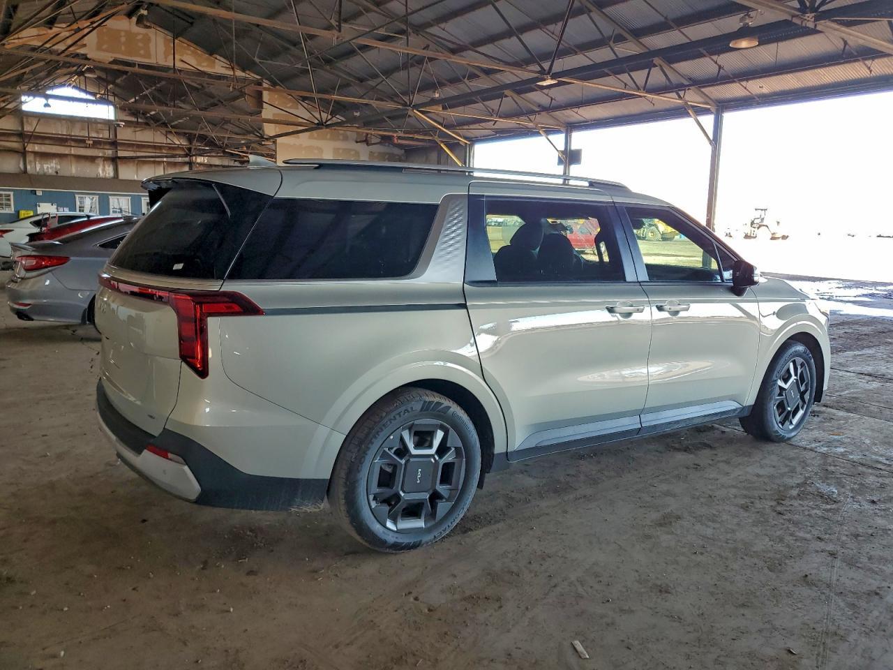 2025 KIA Carnival