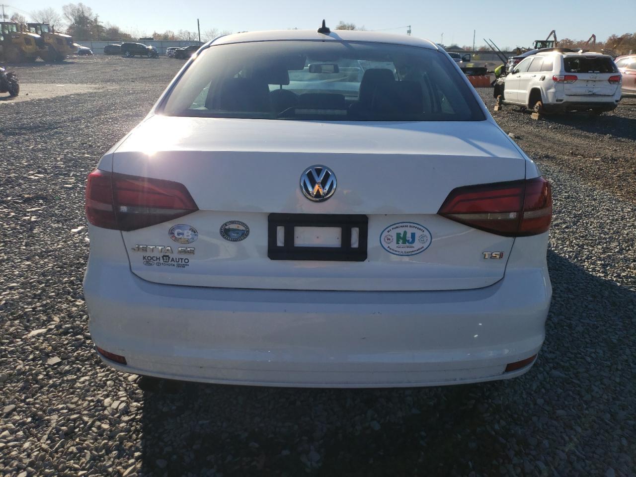 2016 VOLKSWAGEN JETTA