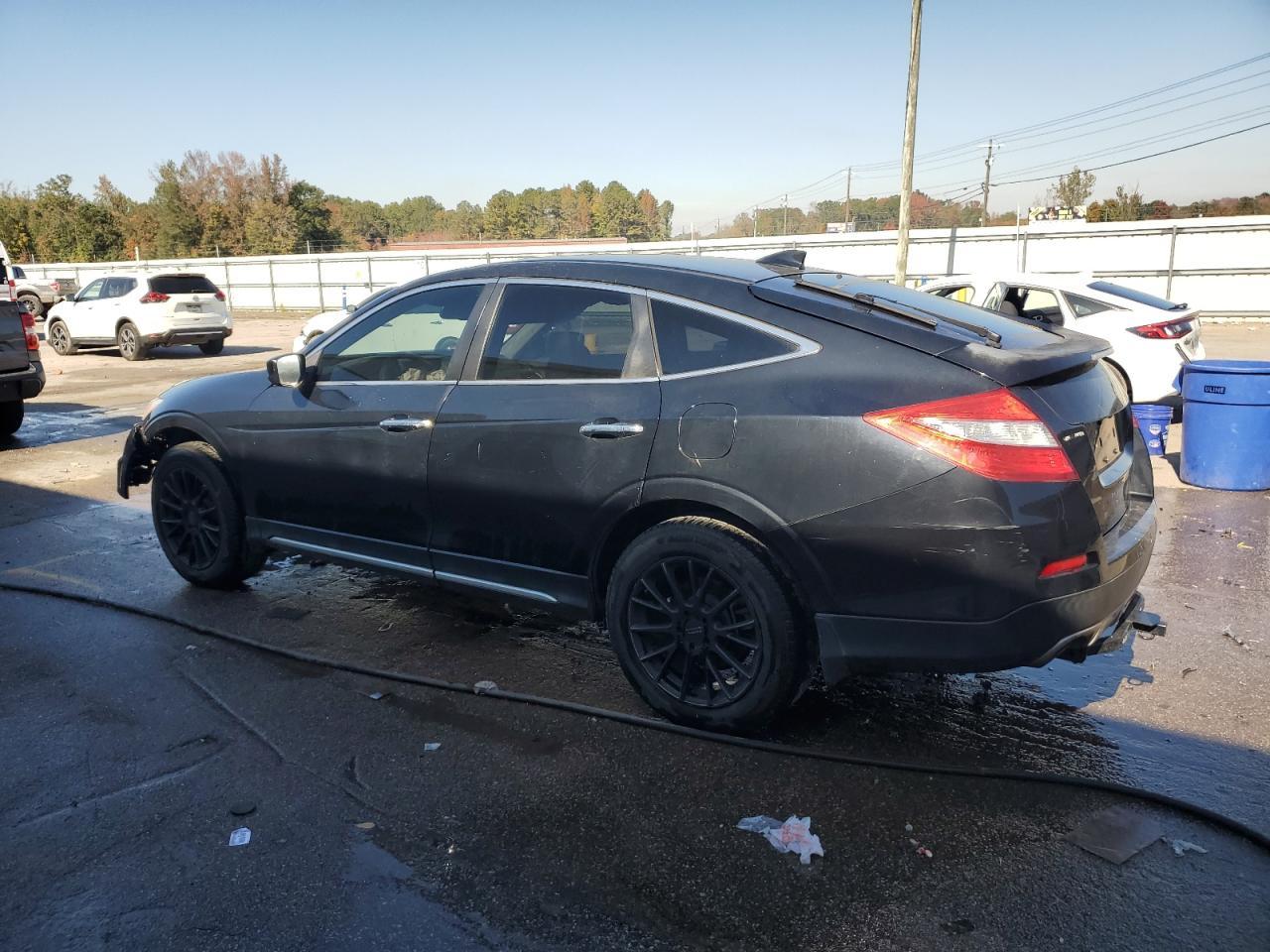 2015 HONDA Crosstour