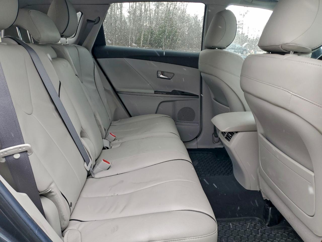 2011 TOYOTA VENZA
