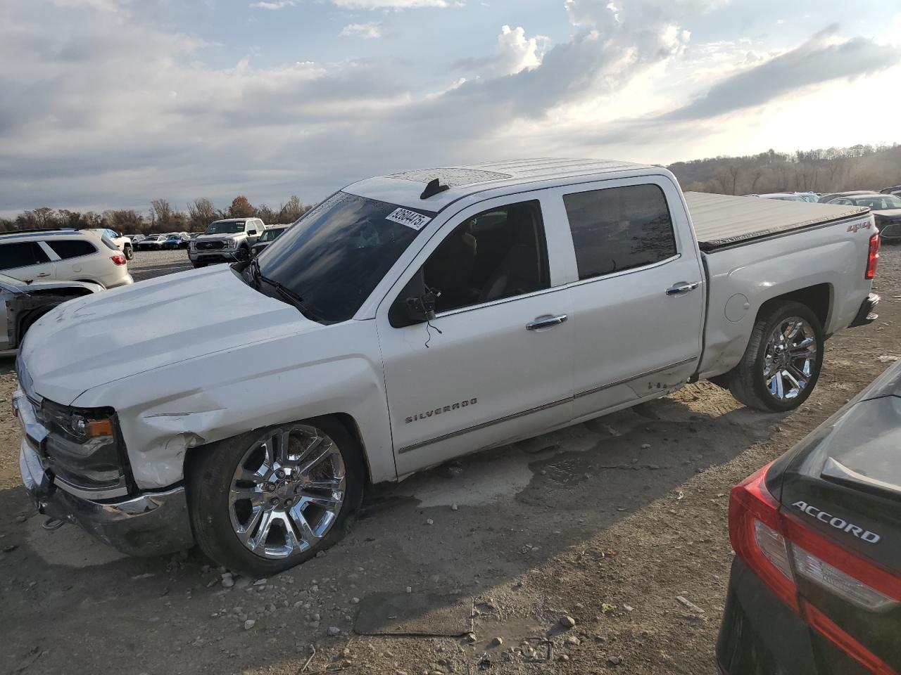 2018 CHEVROLET Silverado
