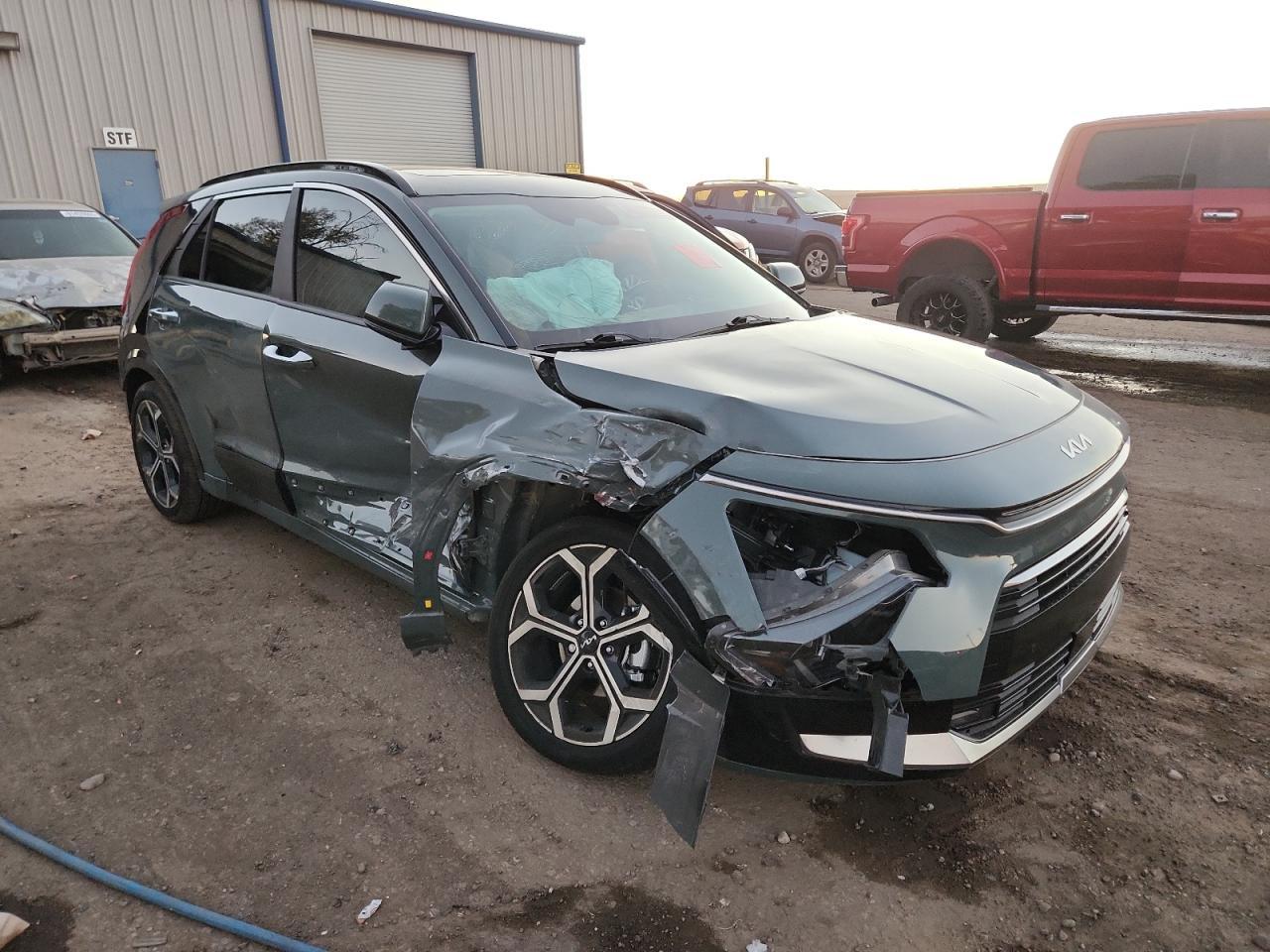 2025 KIA Niro
