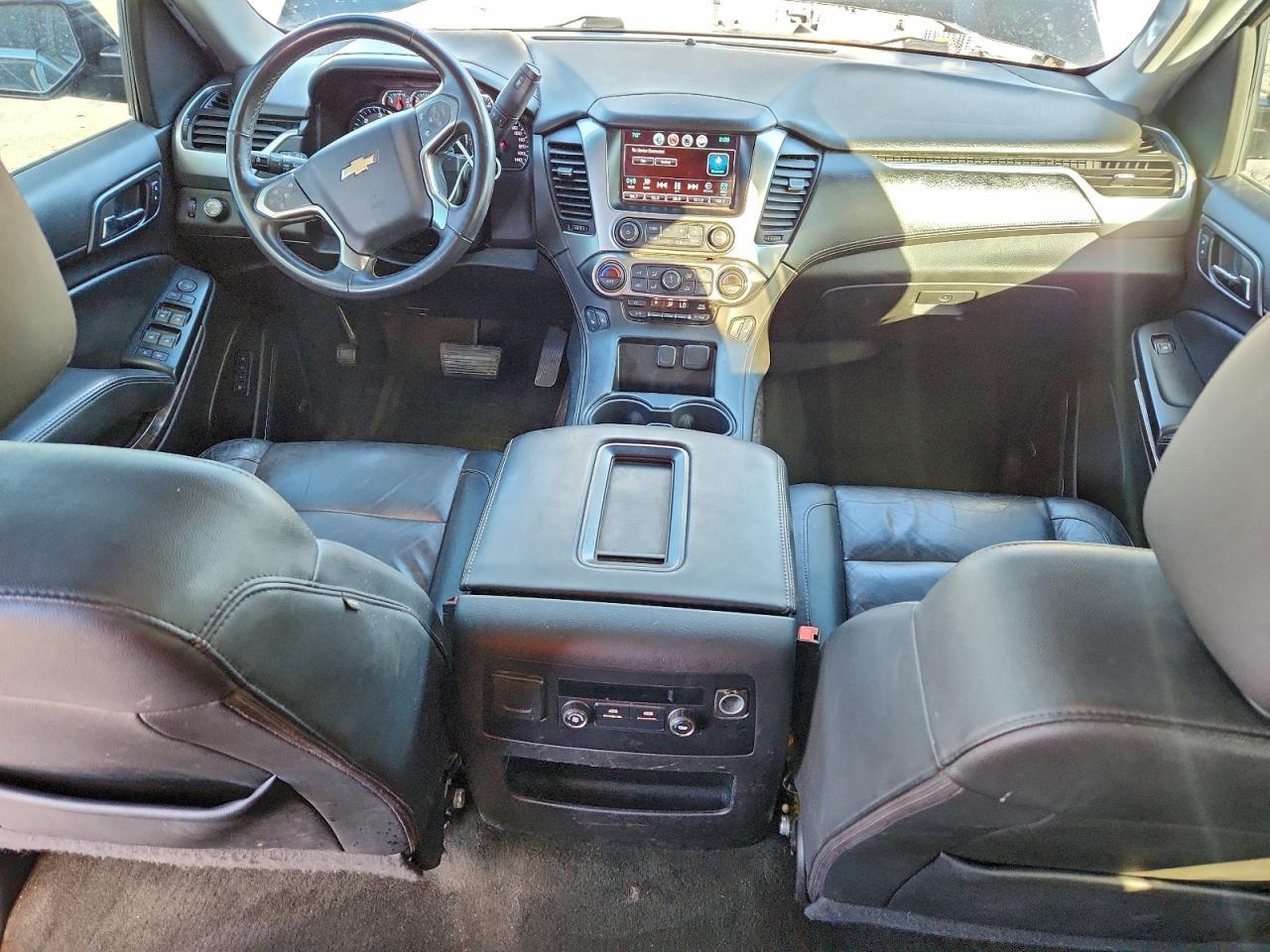 2017 CHEVROLET Suburban