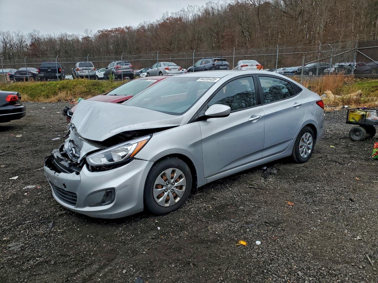 2015 HYUNDAI ACCENT