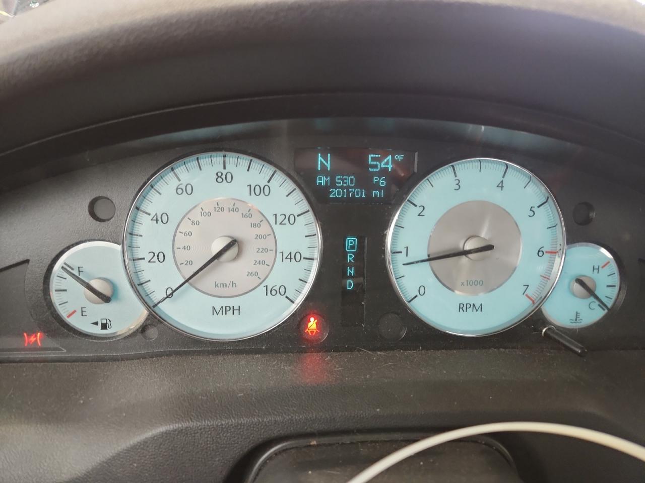 2010 CHRYSLER 300