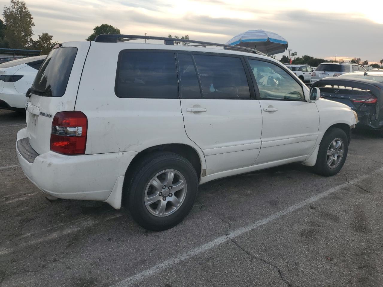 2006 TOYOTA HIGHLANDER