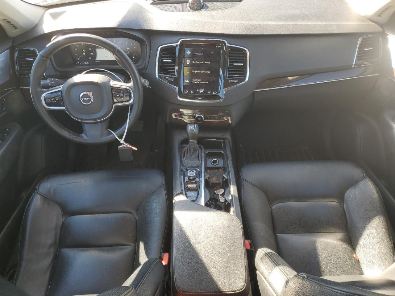 2016 VOLVO XC90