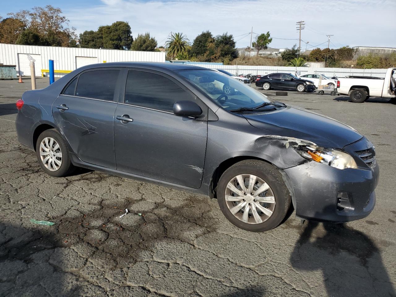 2013 TOYOTA COROLLA