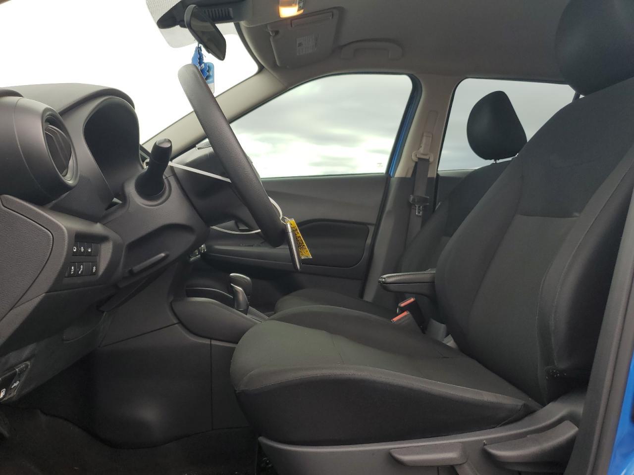 2024 NISSAN KICKS